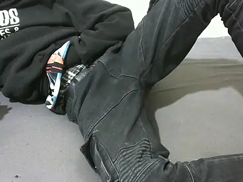 Snapshot of hot_ebonys1 chatting on 09/28/25, 06:37 hot ebonys1 online show from 09/28/25, 06:37