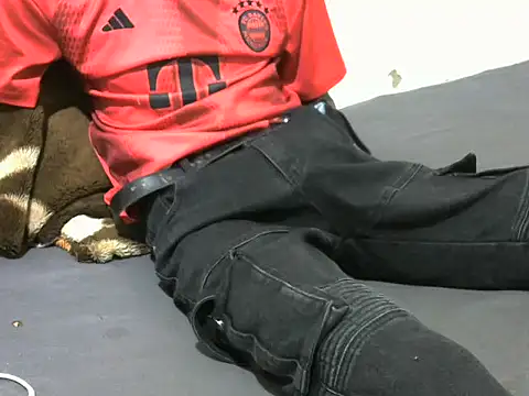 Snapshot of hot_ebonys1 chatting on 10/15/25, 07:00 hot ebonys1 online show from 10/15/25, 07:00