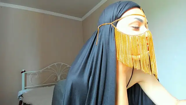  cleopattra  online show from 05/04/26, 08:50