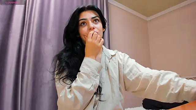 Snapshot of _cleopattra_ chatting on 12/05/24, 04:17 cleopattra online show from 12/05/24, 04:17