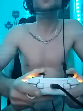 GeneralXMillyX online show from 01/08/25, 04:34