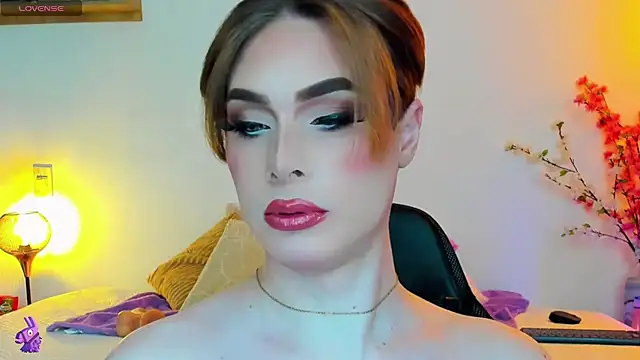 Snapshot of mike_blossom chatting on 11/27/25, 04:07 mike blossom online show from 11/27/25, 04:07