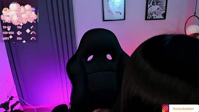 Hanna  Becker  online show from 04/12/26, 02:48