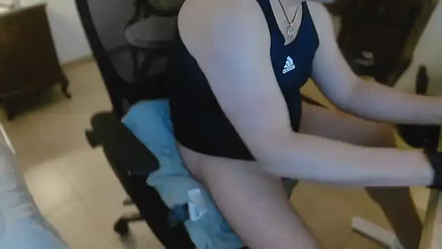 slzypvtpig online show from 12/20/25, 11:24