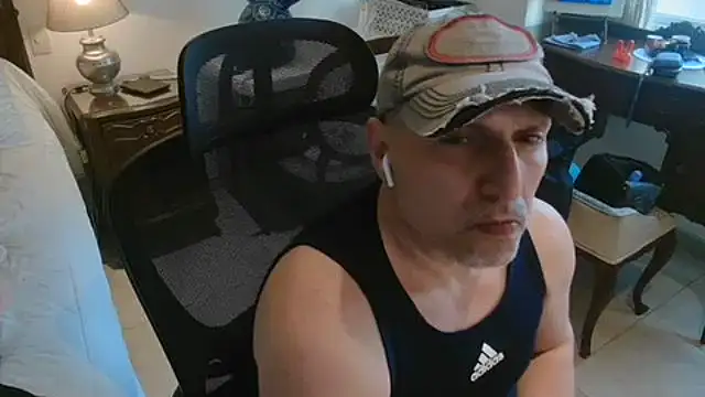 slzypvtpig online show from 02/01/26, 01:42