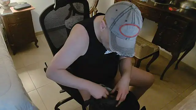 slzypvtpig online show from 02/07/26, 11:51