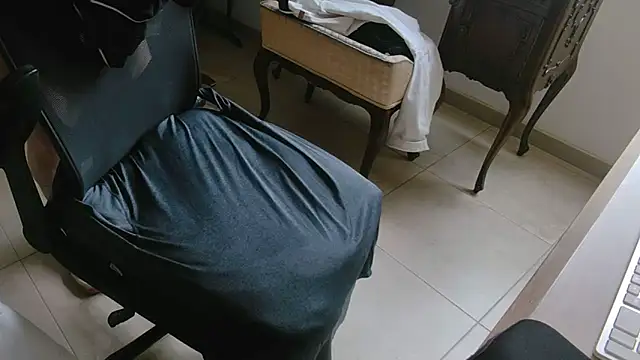 slzypvtpig online show from 02/03/26, 10:59