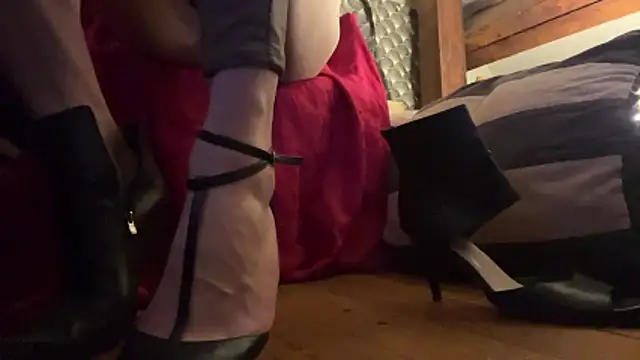 alexheels boots online show from 11/05/25, 04:59