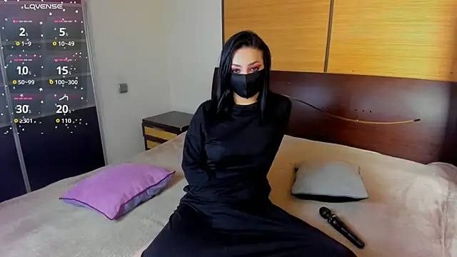 habibi moon online show from 09/26/25, 03:02