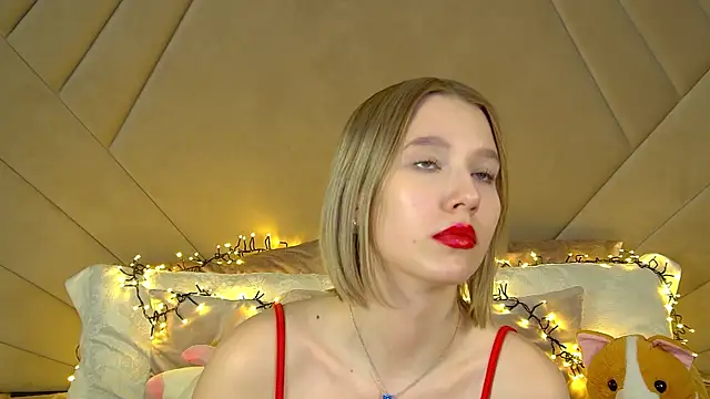 Snapshot of LiliLinn chatting on 03/17/25, 02:45 LiliLinn online show from 03/17/25, 02:45