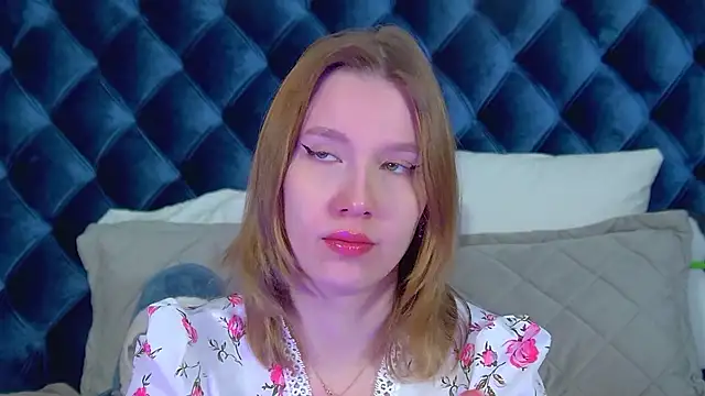 LiliLinn online show from 02/21/26, 04:58