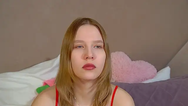 LiliLinn online show from 03/31/26, 05:09