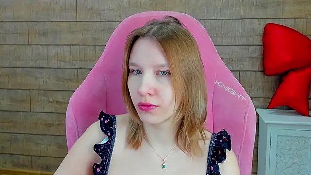 LiliLinn online show from 02/24/26, 04:35