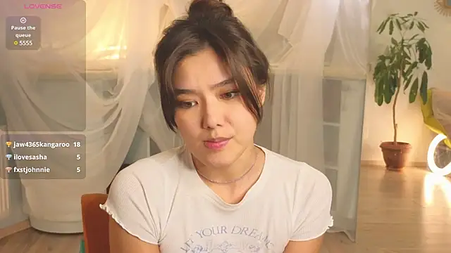 Snapshot of EmmaFisherf chatting on 03/18/25, 06:39 EmmaFisherf online show from 03/18/25, 06:39