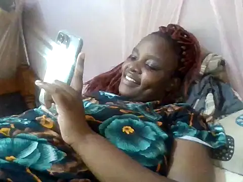 Snapshot of pretty_dimplegirl chatting on 05/13/26, 08:43 pretty dimplegirl online show from 05/13/26, 08:43
