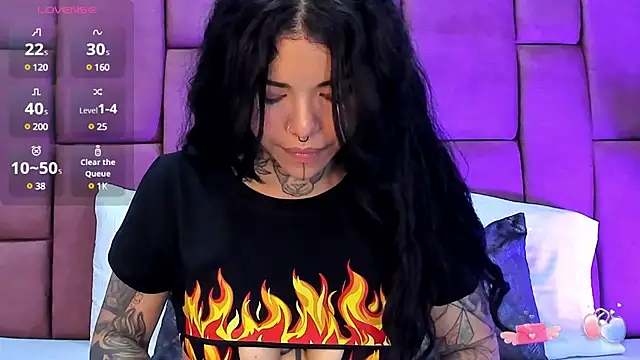 NinaInk online show from 03/20/25, 05:58