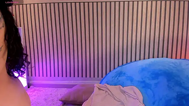 Snapshot of NinaInk chatting on 02/03/26, 11:59 NinaInk online show from 02/03/26, 11:59