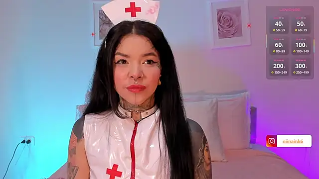 NinaInk online show from 10/26/25, 01:33