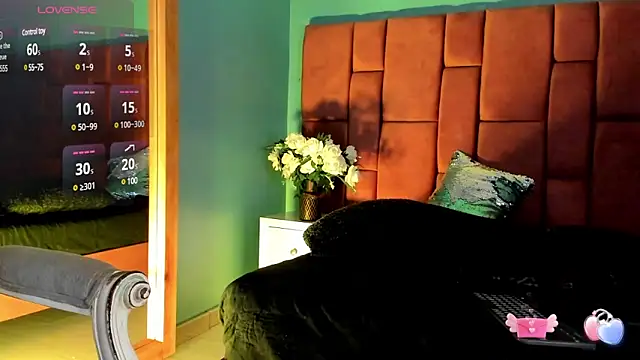 NinaInk online show from 03/15/25, 09:49