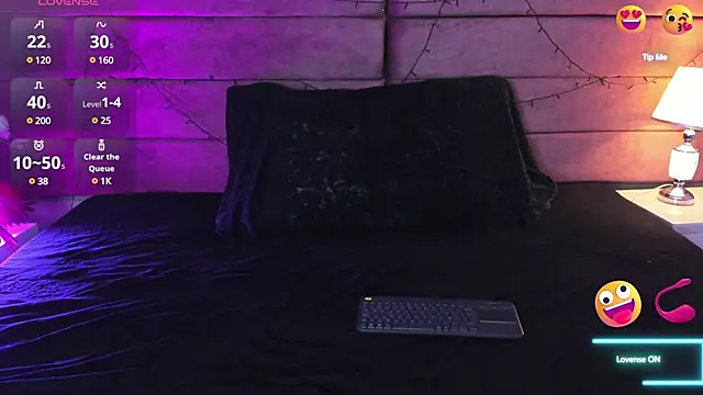 NinaInk online show from 03/02/25, 11:28