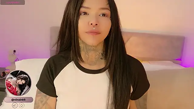 NinaInk online show from 11/20/25, 12:06