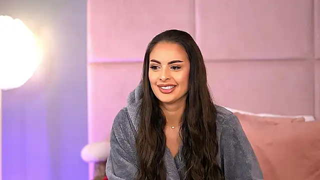 AlmaLuv online show from 01/12/26, 04:52