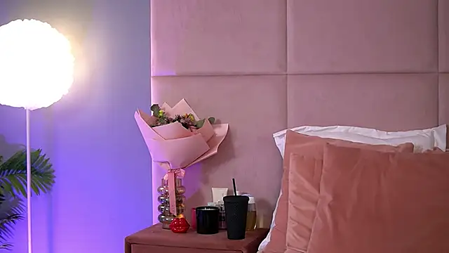 AlmaLuv online show from 02/28/26, 04:56