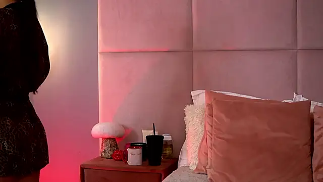 AlmaLuv online show from 02/14/26, 05:07