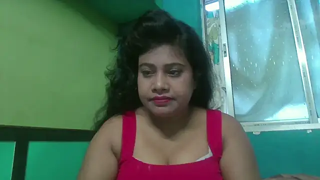 Snapshot of sexy_roma chatting on 06/20/26, 11:32 sexy roma online show from 06/20/26, 11:32
