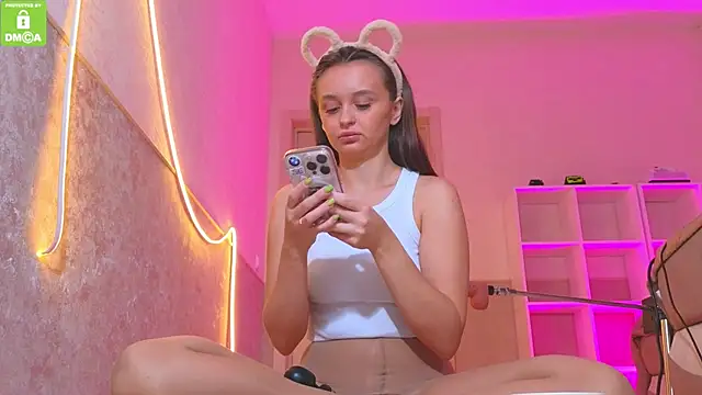 Snapshot of Katy_perry_ chatting on 10/29/25, 03:49 Katy perry online show from 10/29/25, 03:49