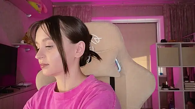 Snapshot of Katy_perry_ chatting on 03/16/25, 03:58 Katy perry online show from 03/16/25, 03:58