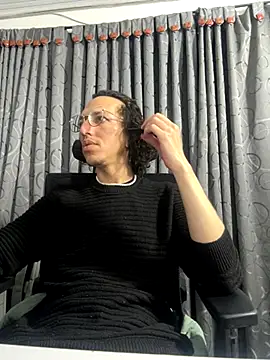 Snapshot of Orlandodcn_69 chatting on 09/25/25, 11:00 Orlandodcn 69 online show from 09/25/25, 11:00
