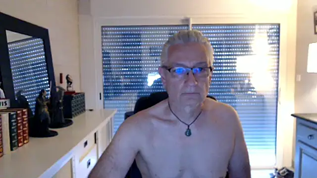 Snapshot of Goduleur69 chatting on 05/26/26, 12:47 Goduleur69 online show from 05/26/26, 12:47