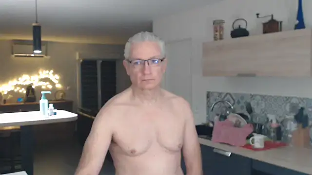 Snapshot of Goduleur69 chatting on 02/05/25, 12:10 Goduleur69 online show from 02/05/25, 12:10