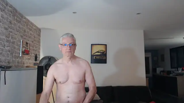 Snapshot of Goduleur69 chatting on 11/08/25, 08:34 Goduleur69 online show from 11/08/25, 08:34