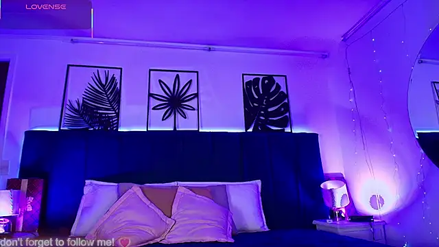 Tifanny grey online show from 12/15/25, 08:03