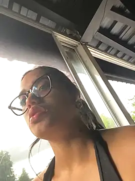 ElaEndez  online show from 10/03/25, 08:32