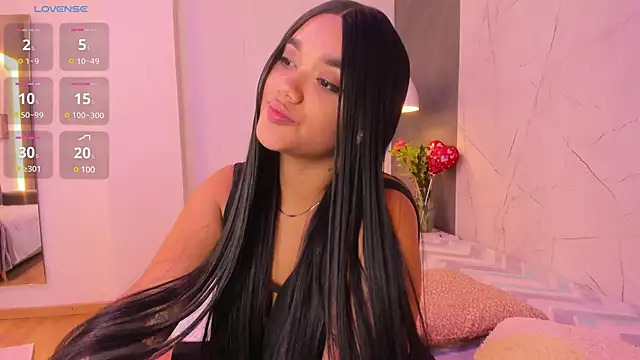 ElaEndez  online show from 03/21/25, 09:45