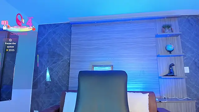 Snapshot of Alessia_Taylorr chatting on 11/09/25, 12:42 Alessia Taylorr online show from 11/09/25, 12:42