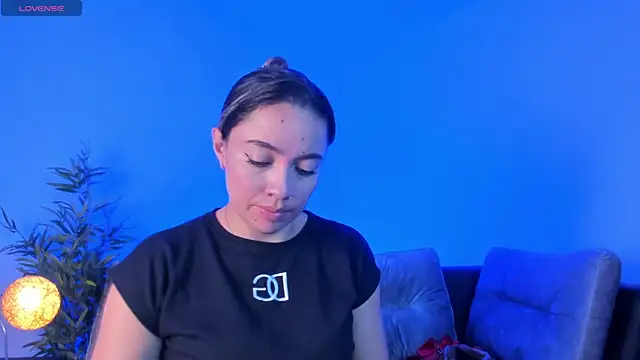 Snapshot of Alessia_Taylorr chatting on 03/11/25, 11:12 Alessia Taylorr online show from 03/11/25, 11:12