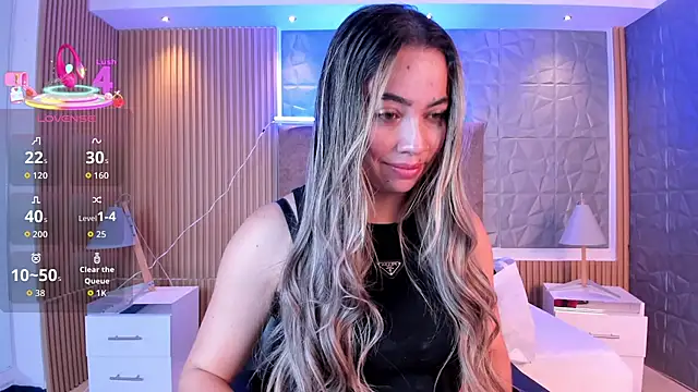 Snapshot of Alessia_Taylorr chatting on 10/25/25, 12:50 Alessia Taylorr online show from 10/25/25, 12:50