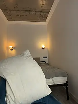 GlamourNova online show from 01/09/26, 09:22