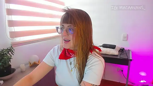 tekila   online show from 04/01/26, 09:45