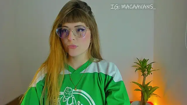 tekila   online show from 02/25/26, 12:33