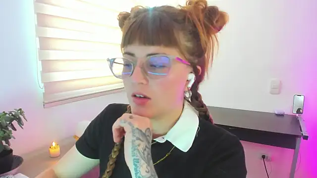 tekila   online show from 04/08/26, 09:49