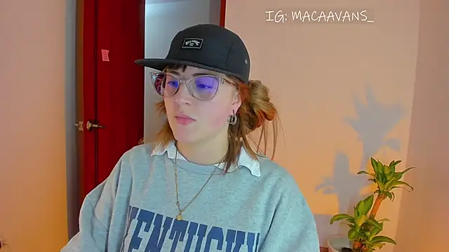 tekila   online show from 02/12/26, 01:16