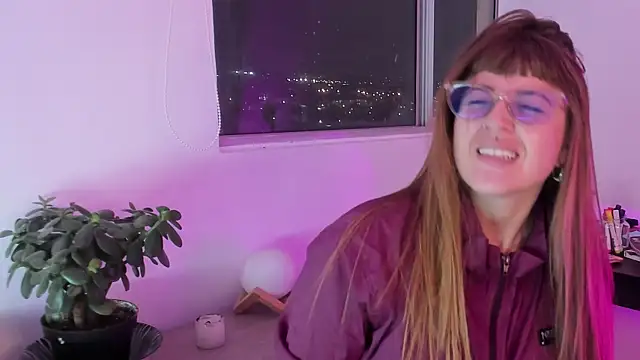 tekila   online show from 04/15/26, 12:27