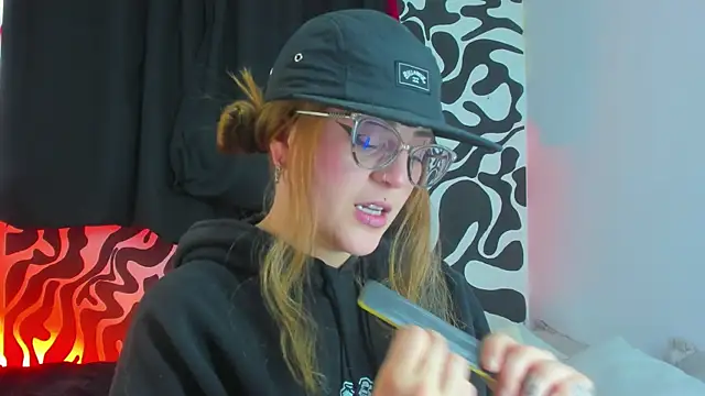 tekila   online show from 10/25/25, 08:20