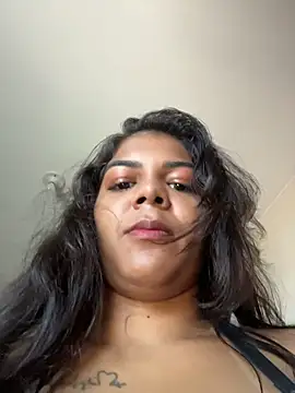 Indiazinhax online show from 04/15/26, 11:27