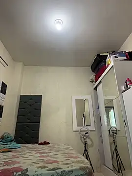 Indiazinhax online show from 03/12/26, 08:46